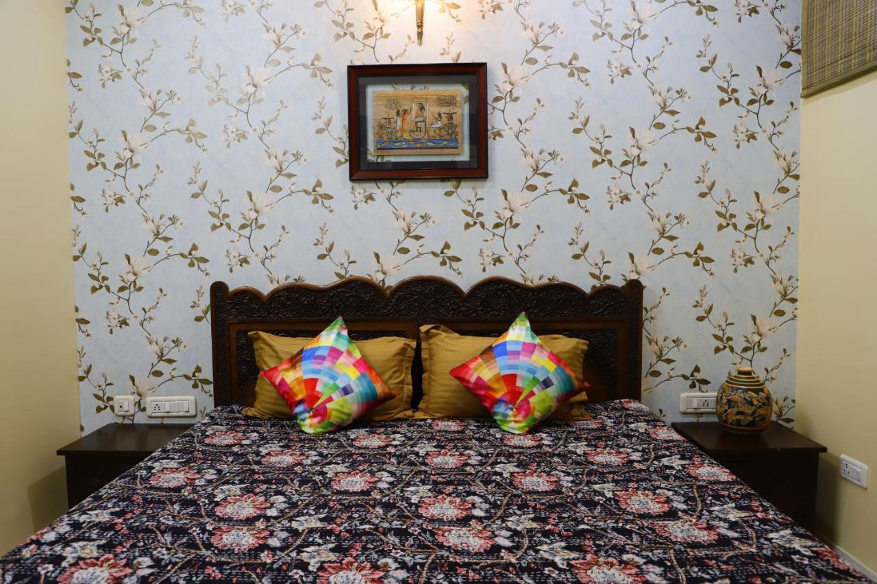 Aura Homestay Royal Villa Jaipur Exteriör bild